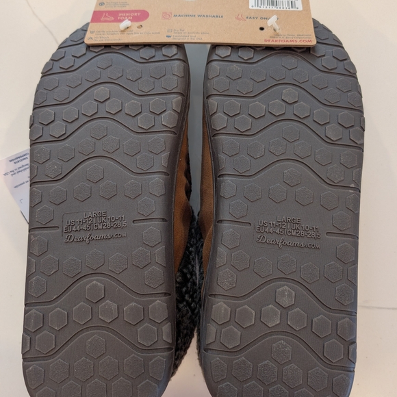 Deer Stags Men's Brown Slippers - Picture 3 of 3